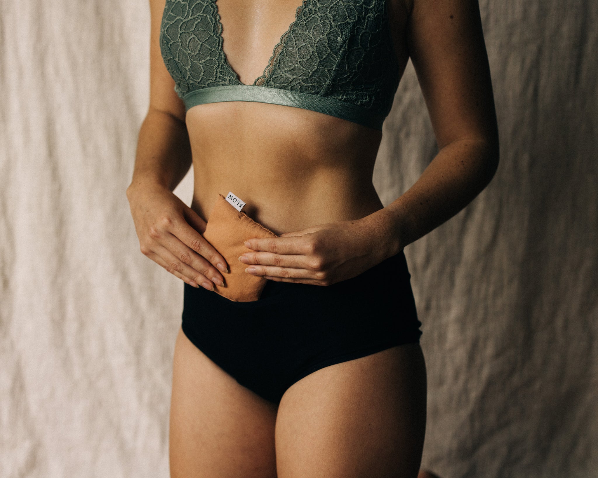 3 Pack - Organic Bamboo High Waisted Pocket Brief + Heat Pack